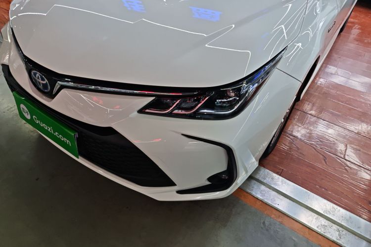丰田 卡罗拉 2023款 1.8L 智能电混双擎 先锋版局部细节36
