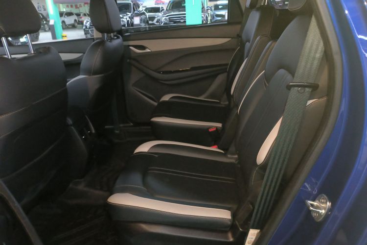 宝骏360 2019款 1.5L CVT精英型 国VI中控内饰21