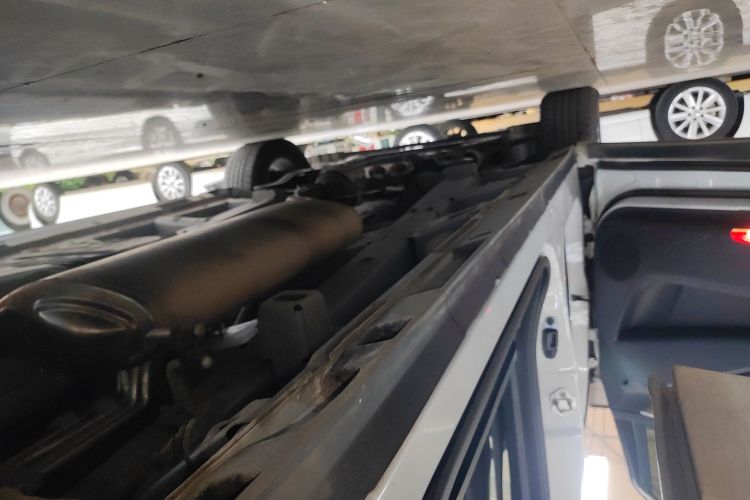 广汽传祺 传祺M8 2023款 领秀系列 390T 豪华版局部细节9002