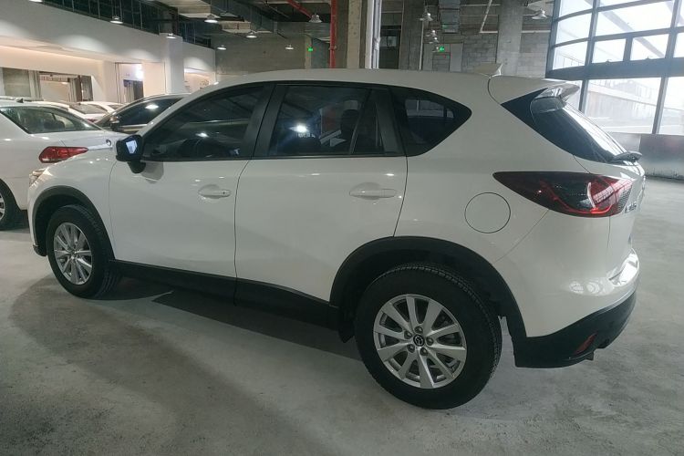 马自达CX-5 2014款 2.0L 自动两驱都市型车身外观4