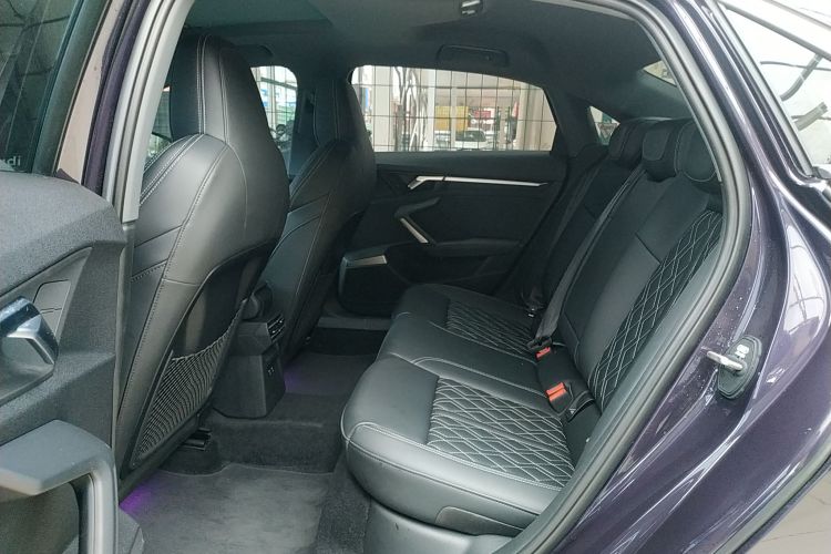 奥迪A3 2025款 A3L Limousine 35TFSI 飞驰尊享型 +豪华臻选包中控内饰21