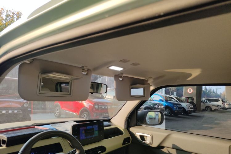 吉利银河 2023款 熊猫mini 200km 耐力熊中控内饰22