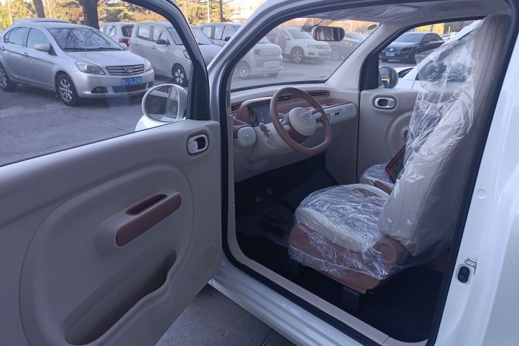 奔腾小马 2026款 222km 萌趣马 Plus中控内饰7003