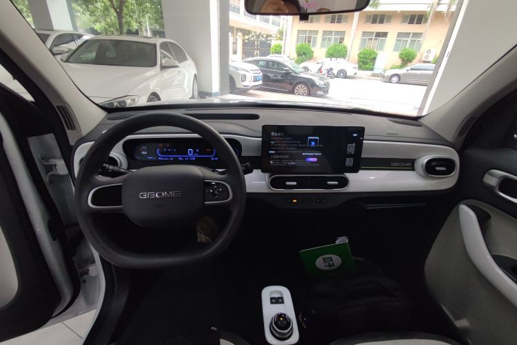 吉利银河 熊猫 2025款 210km 元气熊中控内饰12