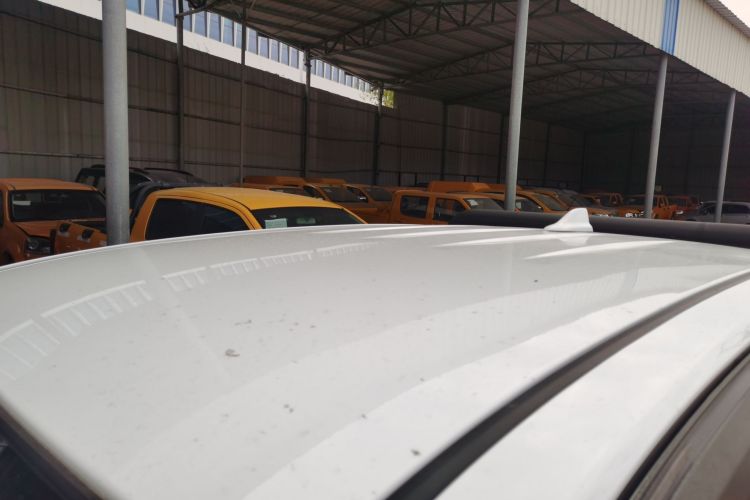 五十铃 瑞迈 2022款 2.8T经典柴油两驱舒享型长轴版JE493ZLQ6E局部细节57