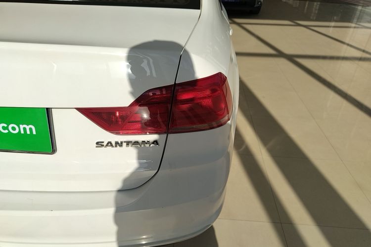 大众 桑塔纳 2018款 1.5L 手动风尚版车身外观9