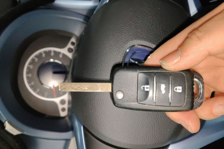 长安欧尚 奔奔E-Star 2021款 国民版 多彩款 磷酸铁锂（31.86kWh）中控内饰11