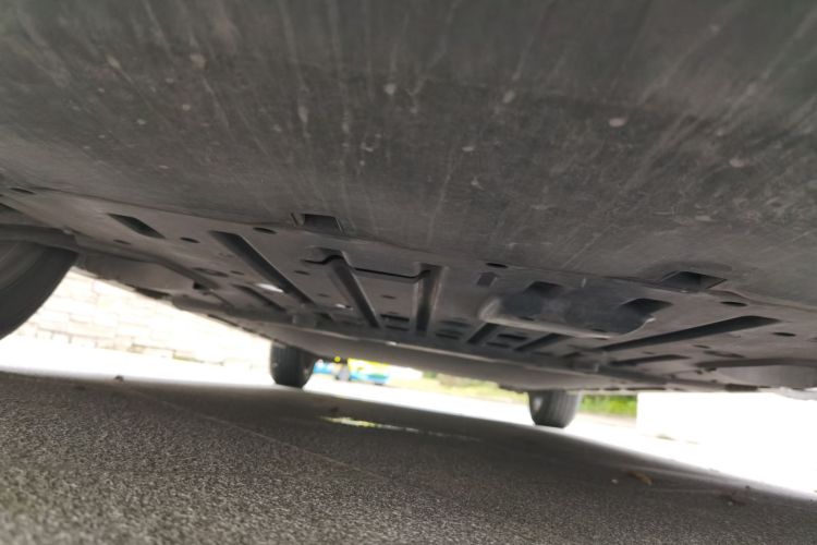 比亚迪 海豚 2023款 420km 自由版局部细节9008