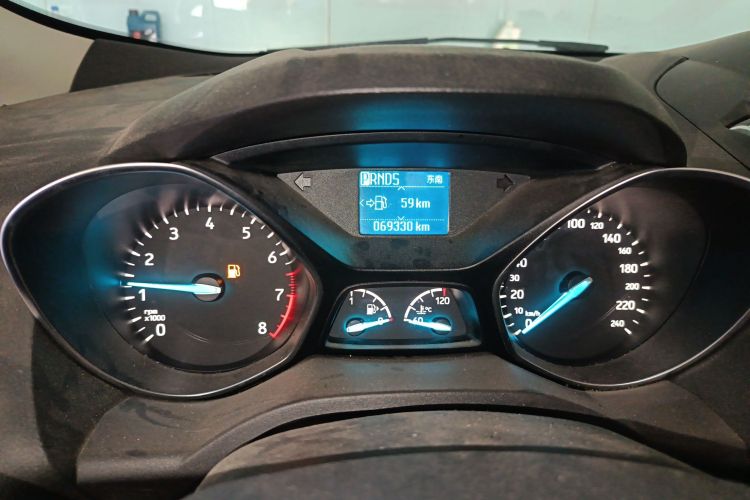 福特 翼虎 2018款 EcoBoost 180 两驱铂翼型中控内饰14