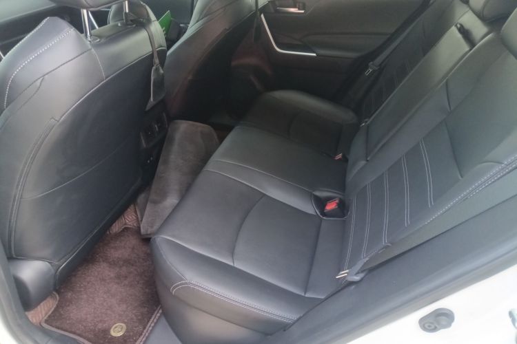 丰田 威兰达 2021款 双擎 2.5L E-CVT四驱豪华版中控内饰7004