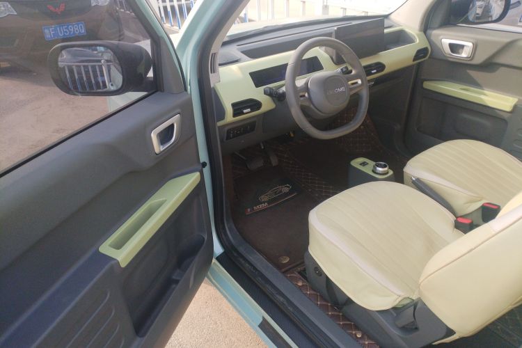 吉利银河 2024款 熊猫mini 200km 耐力熊中控内饰20