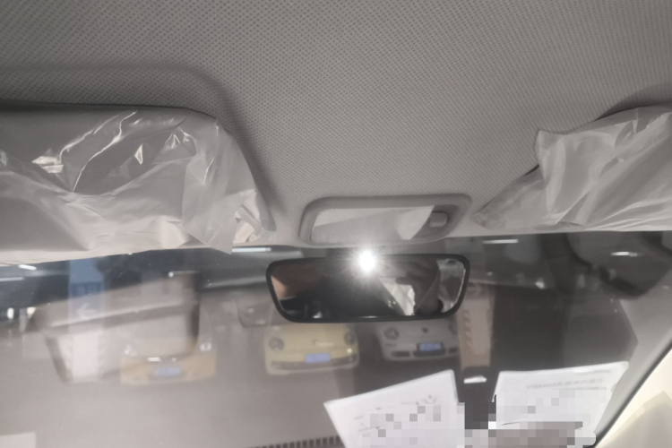 五菱汽车 宏光MINIEV 2024款 第三代 215km 进阶版中控内饰22