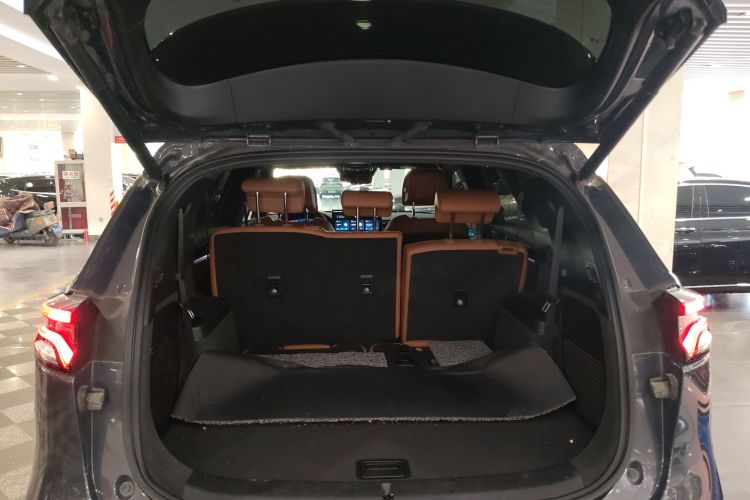 比亚迪 唐新能源 2022款 EV 730KM 尊享型机舱底盘23