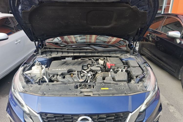 日产 天籁 2021款 2.0L XL 舒适版机舱底盘24