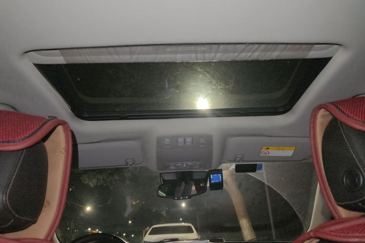 别克 君威 2015款 1.6T 精英技术型局部细节22