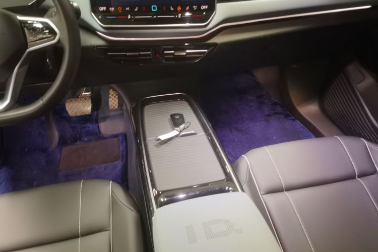 大众 ID.4 X 2025款 聪明款 纯净智享版中控内饰18