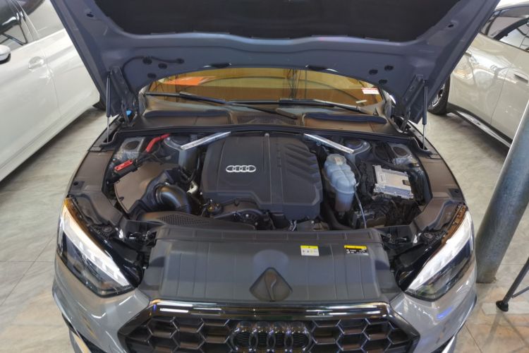 奥迪A5 2021款 Sportback 40 TFSI 时尚致雅型机舱底盘24