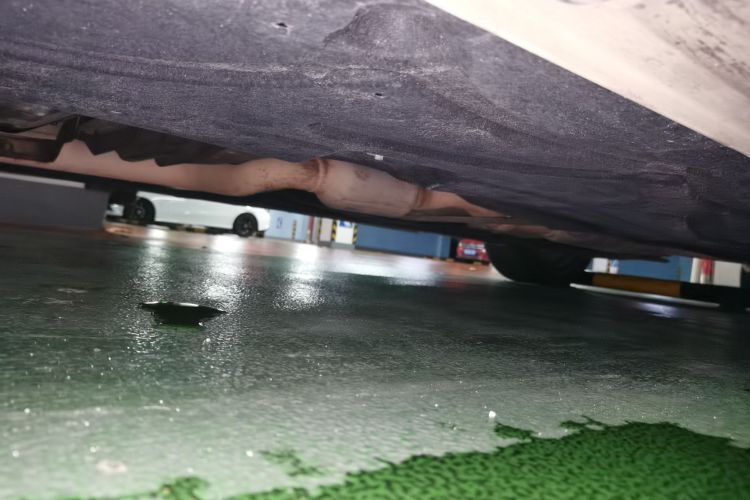 奔驰E级 2014款 E 260 L 豪华型局部细节9004