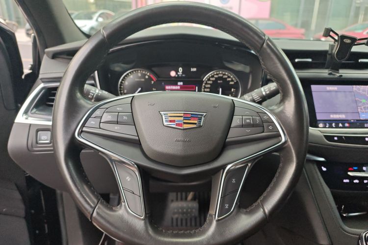 凯迪拉克XT5 2020款 28T 豪华型中控内饰13