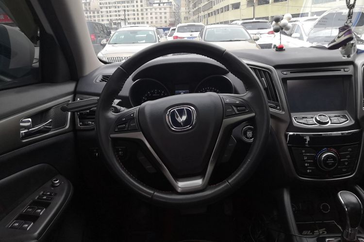 长安CS75 2014款 1.8T 自动精英型 国IV中控内饰13