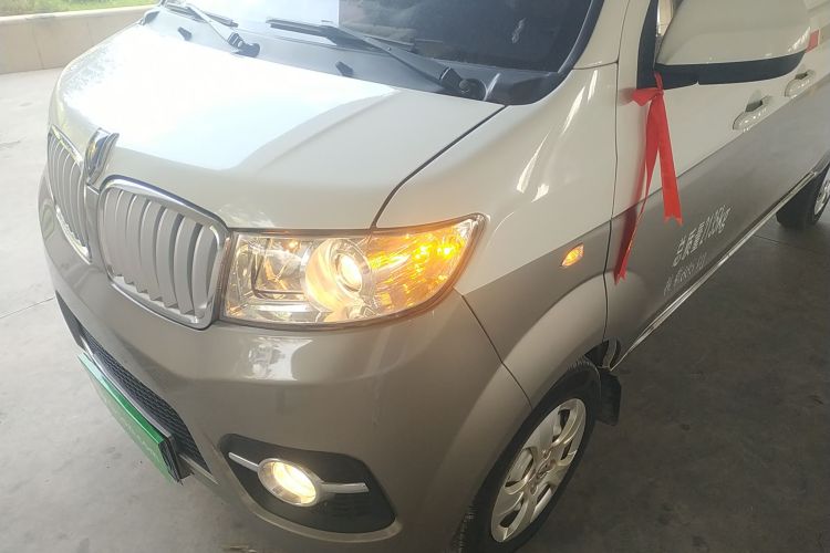 金杯 小海狮X30 2021款 1.5L 舒适型无空调版厢货国VI SWC15M局部细节36