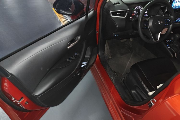 丰田 卡罗拉 2019款 1.2T S-CVT GL-i精英版中控内饰20