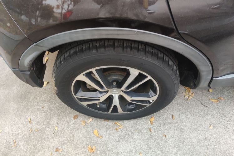 江铃 驭胜S330 2016款 1.5L GTDi 自动两驱尊贵版车身外观6008