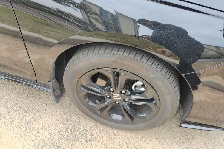 本田 雅阁 2025款 260TURBO 豪华版车身外观10