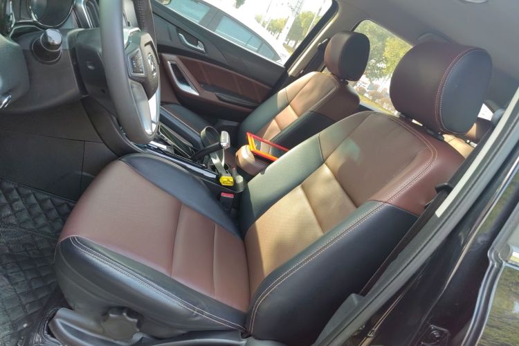 江铃 驭胜S350 2016款 2.0T 自动四驱汽油豪华版5座局部细节19