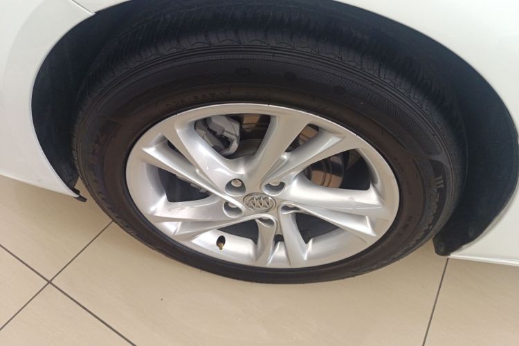 别克 君威 2020款 552T 精英型车身外观6007