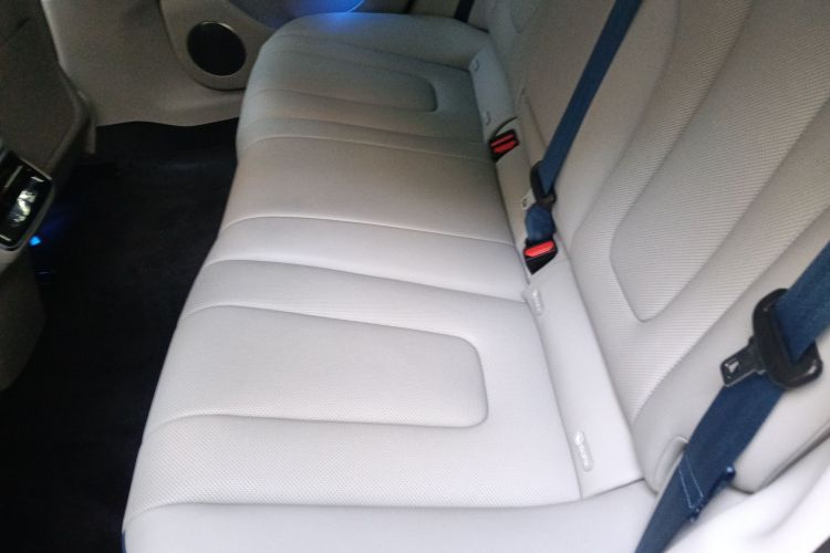 鸿蒙智行 智界S7 2024款 Pro 后驱长航版中控内饰7004