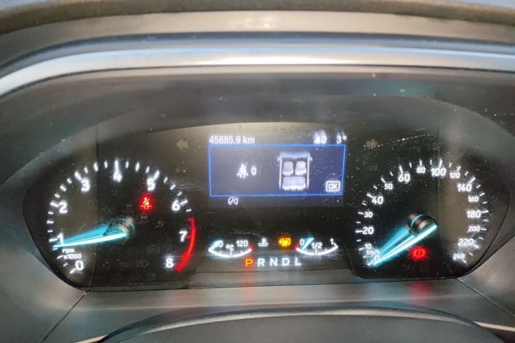 福特 福克斯 2020款 两厢 EcoBoost 180 自动锋潮型局部细节14