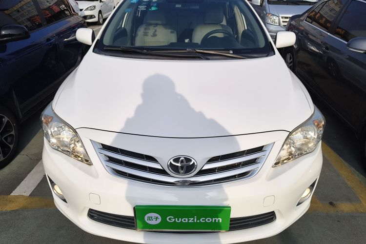 丰田 卡罗拉 2011款 1.6L 自动GL车身外观2