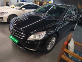 奔驰R级 2017款 R 320 4MATIC 商务型臻藏版