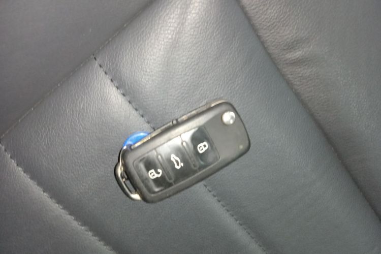 大众 朗逸 2017款 1.6L 自动舒适版中控内饰11