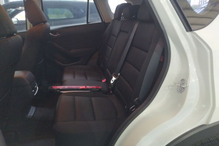 马自达CX-5 2015款 2.0L 自动两驱都市型中控内饰21