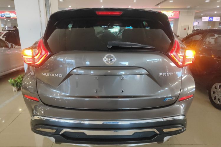 日产 楼兰 2015款 2.5L XE 两驱精英版车身外观6