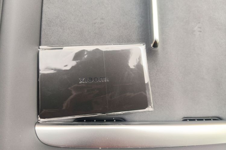 小米汽车 小米YU7 2025款 超长续航高性能四驱Max版中控内饰11