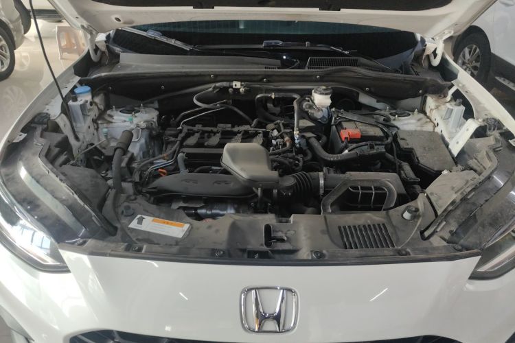 本田 ZR-V 致在 2022款 1.5T CVT精英版机舱底盘24