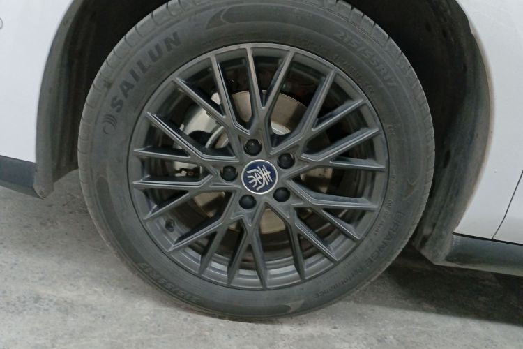 比亚迪 秦PLUS 2025款 EV 智驾版 510KM领先型车身外观6007