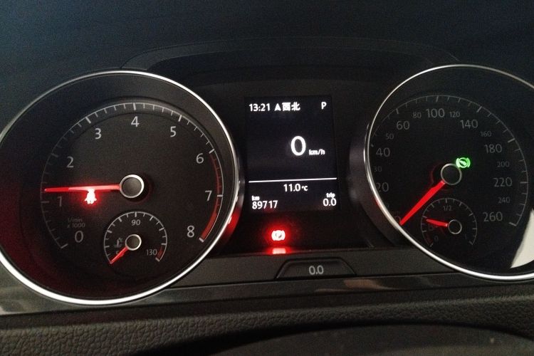 大众 高尔夫 2019款 280TSI DSG舒适型 国V中控内饰14