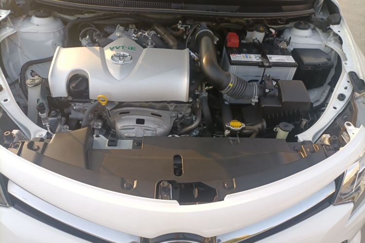 丰田 威驰FS 2021款 1.5L CVT锋驰版机舱底盘24