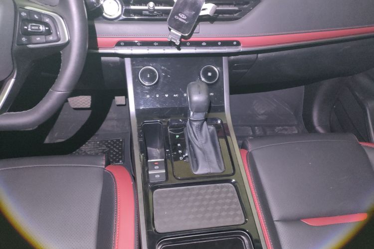 奇瑞 瑞虎5x 2021款 超级英雄版 1.5L CVT豪华型中控内饰18