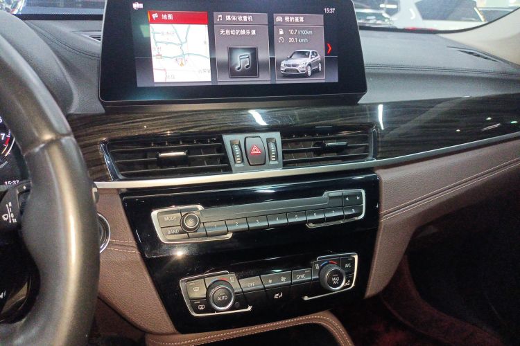 宝马X1 2020款 xDrive25Li 尊享型局部细节16