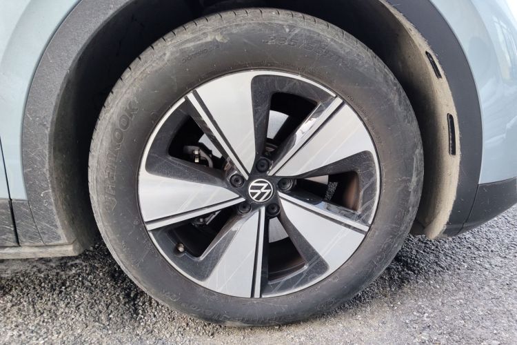 大众 ID.4 X 2025款 聪明款 纯净智享版车身外观10