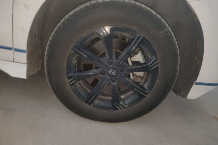 比亚迪e2 2020款 升级版 高续航版 尊贵型车身外观6007