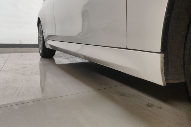 宝马1系 2021款 120i M运动曜夜版局部细节9001