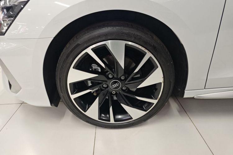 奥迪A3 2024款 A3L Limousine 35 TFSI 时尚运动型车身外观6007