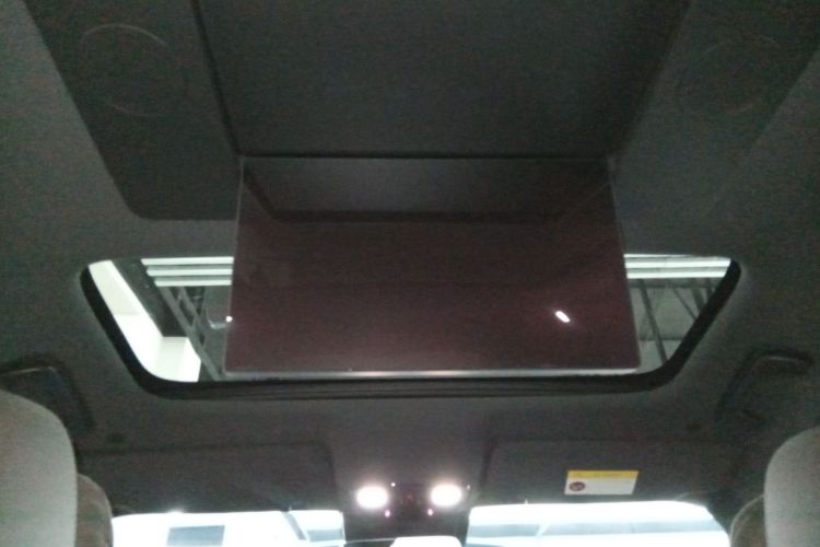 理想汽车 理想L9 2023款 Pro中控内饰22