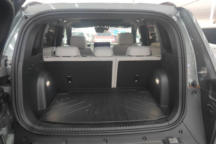 方程豹 钛3 2025款 501KM 四驱智驾Ultra版机舱底盘23